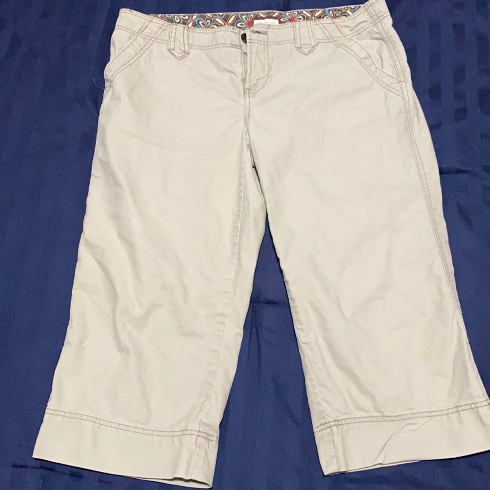 Maurice’s Capri pants, size 15/16 (juniors)